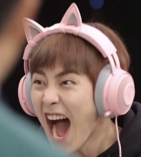 Xiumin | Lq Icons shared by ʍօօռ 🌙 on We Heart It Matching Icons, Exo, The Story, Books Wattpad, Wattpad, Funny, Books