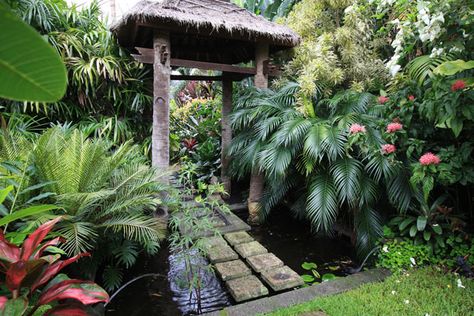 Garden Bali Style, Balinese Garden Bali Style, Bali Garden, Tropical Landscape Design, Balinese Garden, Garden Tropical, Tropical Garden Design, Tropical Backyard, Asian Garden