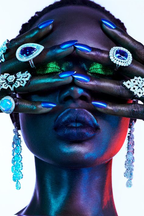 Nyfw Black Women, Beauty Fotografie, Jamie Nelson, Vogue Portugal, Portugal Fashion, Liu Wen, Mode Editorials, Jewelry Editorial, Alfred Stieglitz