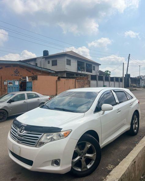 Toyota Venza 2010 model full option reg. car , untouched engine & gear , power boot, navigation, keyless entry selling @ 10.4m Location Lagos mainland. ☎️ 08022544087. #nony_sells #nony_sells_autos #everyone #carsofinstagram #cars