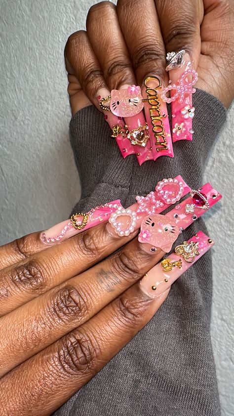 Pink Capricorn Nails, Capricorn Acrylic Nails, Baddie Birthday Nails Capricorn, Capricorn Nail Ideas, Capricorn Birthday Nails Acrylic, Hello Kitty Birthday Nails, Hello Kitty Capricorn, Sweet 16 Birthday Nails, Birthday Nails Capricorn