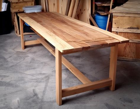 Modern DIY Farm Table For Budget-Conscious Families Diy Kids Chair, Diy Farm Table, Rustic Farm Table, Diy Farmhouse Table, Wood Filler, Woodworking Project, Woodworking Skills, Farm Table, Modern Diy