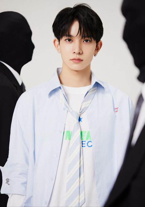 #ENHYPEN HEESEUNG MANIFESTO : DAY 1 Concept Photo (M ver.) ★ Heeseung Manifesto, Manifesto Day 1 Concept Photo, Enhypen Manifesto, Manifesto Day 1, Lee Evans, Boyfriend Pictures, Seventeen, Lab Coat