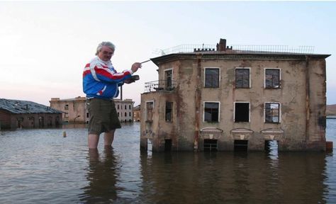 Filmmaking Equipment, Underwater Hotel, Trick Photography, Making Movies, Underwater City, Movie Studios, Messy Nessy Chic, Stage Set Design, View Point