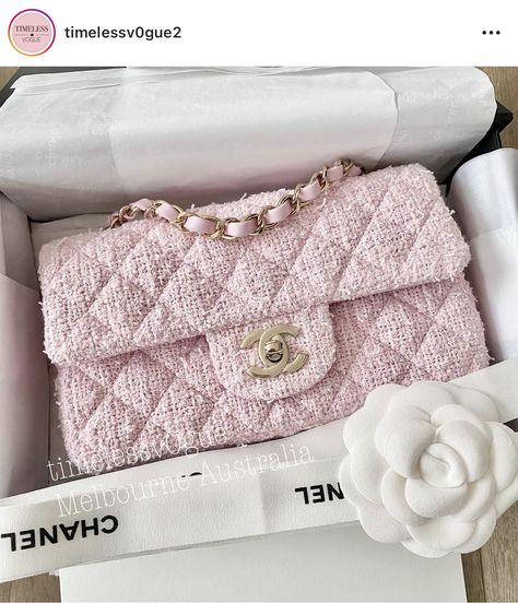 Pink Chanel Bag, My Style Bags, Luxury Bags Collection, Girly Bags, Pink Chanel, Fancy Bags, Luxury Purses, Girly Accessories, Pretty Bags