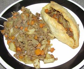 Frozen Fairytale: Cornish Pasty Recipe made with Ground Beef - Step by step picture tutorial Cornish Pasty Recipe Ground Beef, Beef Pasty Recipe, Beerock Recipe, Beef Pasty, Recipe Using Ground Beef, Cornish Pasty Recipe, Pasty Recipe, Cornish Pasty, Recipes Using Ground Beef