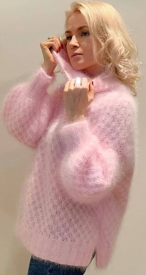 Mohair Crochet Sweater, Mohair Sweater Pattern, Free Crochet Sweater, Free Knitting Patterns For Women, Mohair Sweater Knit, Crochet Sweater Design, Crochet Sweater Pattern, Crochet Sweater Pattern Free, Mohair Knit