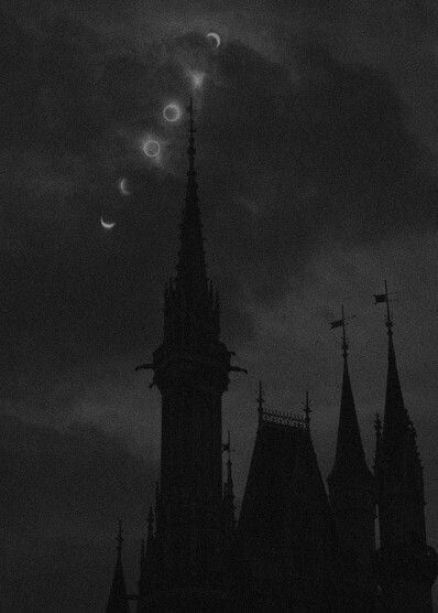 Black Colour Aesthetic, Satanism Aesthetic, Satanic Aesthetic, Satanic Wallpaper, Imagenes Dark, Dark Black Wallpaper, Dark Castle, Telefon Pintar, Black And White Photo Wall