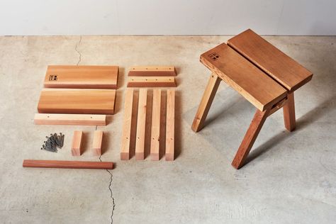 Diy Stool, Flat Pack Furniture, Wooden Stool, Diy Workshop, Stool Design, Diy Home Furniture, Wooden Stools, Furniture Details, Handmade Furniture