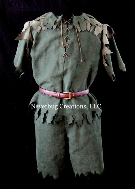 Peter Pan Costume Idea Peter Pan Halloween Costumes, Peter Pan Hook, Peter Pan Play, Peter Pan Costume Kids, Peter Pan Cosplay, Peter Pan Outfit, Shadow Costume, Peter Pan Jr, Peter Pan Costumes