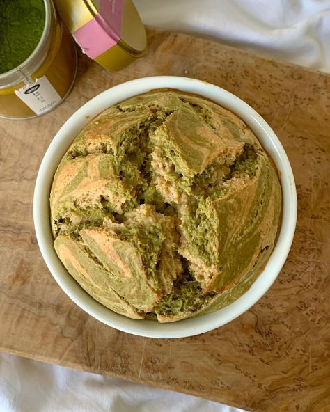 MARBLED MATCHA BAKED OATS 🍪🍫 need: 3/4 cup oats 1/2 tsp baking powder 1/3 cup (dairy-free) milk 1/2 mashed banana 2 tsp maple syrup (or… | Instagram Matcha Baked Oats, Matcha Oats, The Matcha, Dairy Free Milk, Baked Oats, Breakfast Bowl, Balanced Life, Matcha Powder, Oats Recipes