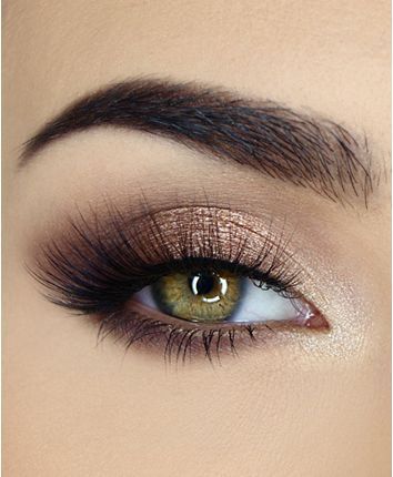 Neutral Eye Shadow, Too Faced Natural Eyes, Glowing Radiant Skin, Make Up Inspiration, Neutral Eyes, Hooded Eye Makeup, Makijaż Smokey Eye, Makeup Tricks, Brown Eyeshadow