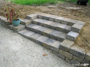 DIY Paver stairs Steps Made From Pavers, Paver Steps On Slope, Paver Stairs, Diy Paver, Retaining Wall Steps, Paver Steps, Step Ideas, Pavers Diy, Patio Stairs