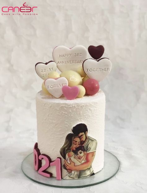 Anniversary Cute Cake, 3rd Anniversary Cake, 5th Anniversary Cake, Anniversary Cakes Ideas Couple, Happy 3rd Anniversary, Couple With Baby, Family Cake, Cake Designs Images, Cute Cake