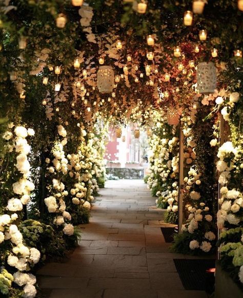 Tropical Reception, Wedding Tunnels, Wedding Reception Entrance, Debut Ideas, Wedding Flower Design, Minimalist Wedding Decor, Wedding Entrance, Beautiful Art Pictures, Boho Wedding Decorations