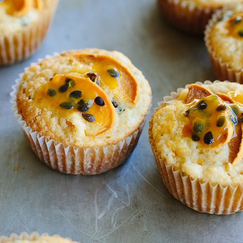 Peach and Passion Fruit Muffins | Filled with generous chunks of golden peach and zingy passion fruit, these gluten- and dairy-free muffins make the perfect mid-morning snack. Passionfruit Muffins, Crumb Topping Recipe, Dairy Free Muffins, Passion Fruit Curd, Passionfruit Recipes, Fruit Muffins, Mid Morning Snack, Lemon Thyme, Morning Snack