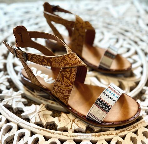 These boho sandals are a must have for summer and fall! A pretty tooled leather ankle wrap & boho detail strap. Pair them with shorts, dresses and jeans this fall! #sandals #boho #bohostyle #shoes #boutique #onlineshopping Fall Sandals, Shoes Boutique, Mia Sandals, Bling Sandals, Leopard Print Sandals, Canvas Sandals, Colored Sandals, Ankle Sandals, Boho Sandals