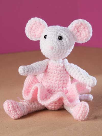 Ballerina Mouse Crochet Pattern Download from e-PatternsCentral.com -- This posable little dancer leaps and pirouettes with ease with fully jointed limbs that gracefully move. Crochet Ballerina, Crochet Lovely, Mouse Crafts, Crochet Mouse, Easy Crochet Projects, Crochet World, Worsted Weight Yarn, Worsted Weight, Knitted Toys