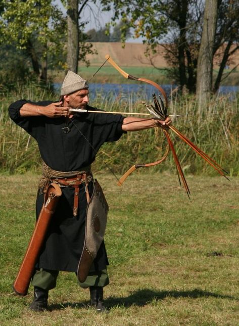 Traditional Archery Clothing - Archery Historian Archery Outfit, Archery Clothing, People Reference, Traditional Archery, Korean Hanbok, Traditional Korean, Ming Dynasty, Korean Traditional, Leather Riding Boots