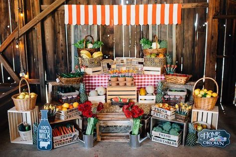 Market Birthday Party, Farmers Market Birthday, Farmers Market Birthday Party, Veggie Display, Farmers Market Party, Farmers Market Stand, Farmers Market Display, Deco Fruit, Market Table