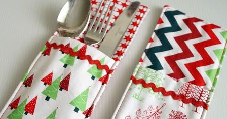 Cutlery Pockets, Christmas Sewing Projects, Handmade Christmas Tree, Christmas Sewing, Easy Sewing Projects, Sewing Gifts, Christmas Fabric, Xmas Crafts, Free Sewing