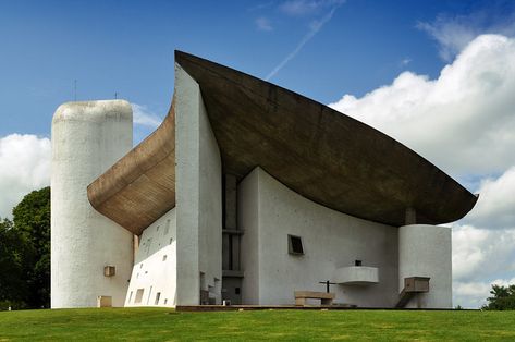 Ronchamp Le Corbusier, Corbusier Architecture, Le Corbusier Architecture, Beyond Repair, Vernacular Architecture, Building Exterior, Architecture Illustration, Landscape Pictures, Modern Buildings