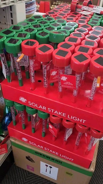 Solar Stake Lights Ideas, Dollar Tree Christmas Light Post, Solar Yard Lights, Dollar Tree Haul, Yard Lights, Dollar Tree Christmas, Post Lights, Diy Lighting, Solar Lights