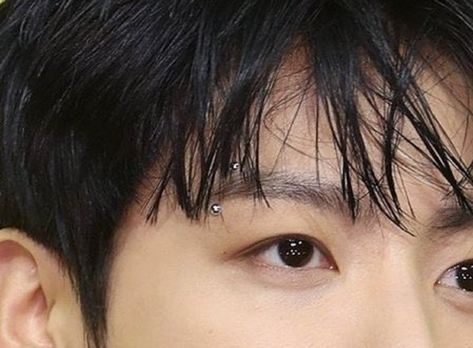 BTS' Jungkook's eyebrow piercing becomes a hot topic among fans Jungkook Piercing, Facial Piercings, Eyebrow Piercing, Celebrity Look Alike, Celebrity Style Red Carpet, Body Picture, Lip Piercing, Gong Yoo, Jungkook Aesthetic