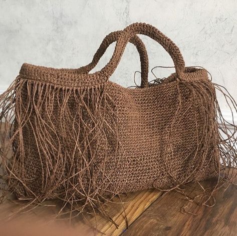 Hand Knit Bag, Round Pouch, Tote Crochet, Crochet Tote Bag, Crochet Bags Purses, Tote Bags Handmade, Raffia Bag, Crochet Tote, Handmade Bag