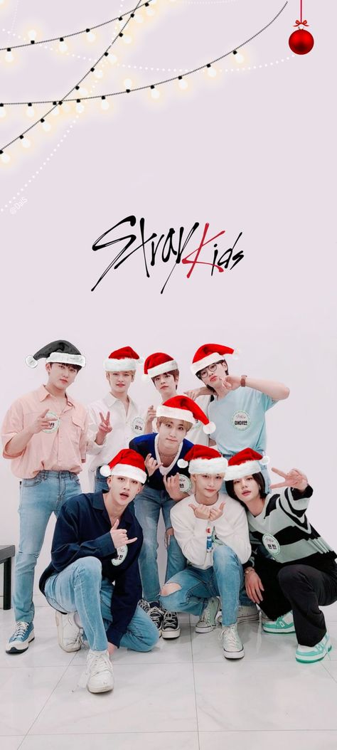 Skzoo Christmas Wallpaper, Stray Kids Wallpaper Christmas, Stray Kids Winter Wallpaper, Stray Kids Christmas Wallpaper, Kpop Christmas Wallpaper, Skz Christmas Wallpaper, Christmas Stray Kids, Skz Christmas, Stray Kids Christmas