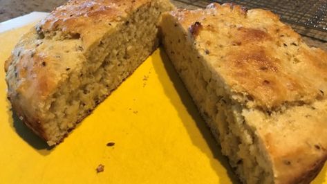 Angie's Dilly Casserole Bread Dilly Bread Recipe, Dilly Bread, Casserole Bread, Country Recipes, Yeast Bread, Family Recipe, Casserole Dish, Trifle, Polenta