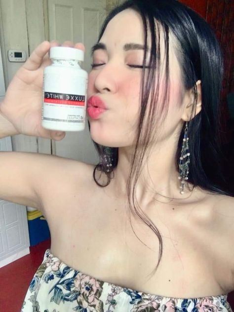 Luxxe White Enhanced Glutathione 775mg / 60 capsules  💎World Class Product 🇺🇸100% made in the USA 🌏Global brand and Best brand awardee 🏆Most effective whitening supplement 🇵🇭Best selling Glutathione in the Philippines 🏅Best quality skin whitening supplement 💊Highest dosage in the market 775mg ✅Approved by FDA, US FDA, HALAL, cGMP 🚫Proven safe with NO harmful side effects   Achieve the skin you've always dreamed of with Luxxe White.  - Helps prevent pimple, acne and other skin problems Whitening Products Body Skin, Glutathione Whitening, Prevent Pimples, Whitening Products, Basic Skin Care Routine, Healthy Lifestyle Inspiration, Skin Problems, World Class, Body Skin