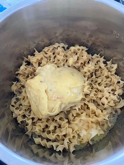 Instant Pot Cafeteria Noodles - 365 Days of Slow Cooking and Pressure Cooking Instant Pot Egg Noodle Recipes, Cafeteria Noodles, Egg Noodle Recipes, Chicken Base, Noodles Recipe, Fast Easy Meals, Slow Cooking, Egg Noodles, Noodle Recipes