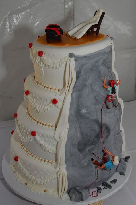 Rock Climbing Wedding, Climbing Wedding, Wedding Cake Rock, Rock Climbing Cake, Silhouette Wedding Cake, Wedding Cake Topper Silhouette, Funny Birthday Cakes, Themed Wedding Cakes, Rock Climbers