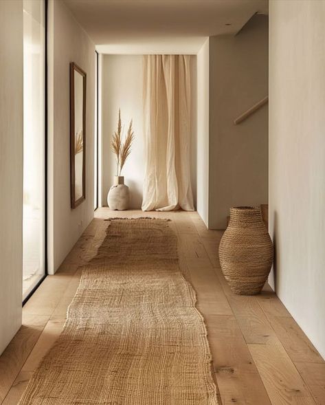 Scandi Entrance Hall, Organic Modern Hallway, Warm House Interior, Entry Room Ideas, Hall Colours, Interior Design Flooring, Hygge Interior, Natural Interior Design, Natural Floor