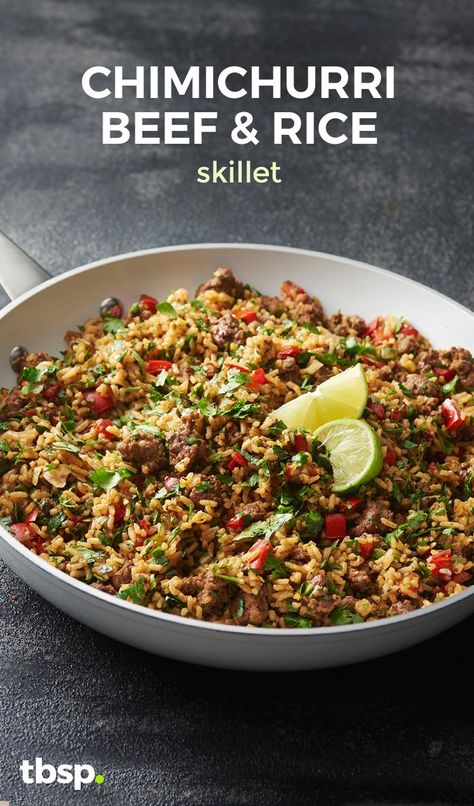 All the bright, hot flavors of Argentinian chimichurri sauce, like parsley and cilantro, lime, cumin and garlic, come together in one skillet for this fresh and easy dinner. Plus, it's ready in half an hour, so you're welcome. Beef Chimichurri, Chimichurri Beef, Beef And Rice Skillet, Argentinian Chimichurri, Argentine Recipes, Cilantro Recipes, Ground Beef Rice, Argentinian Food, Chimichurri Recipe