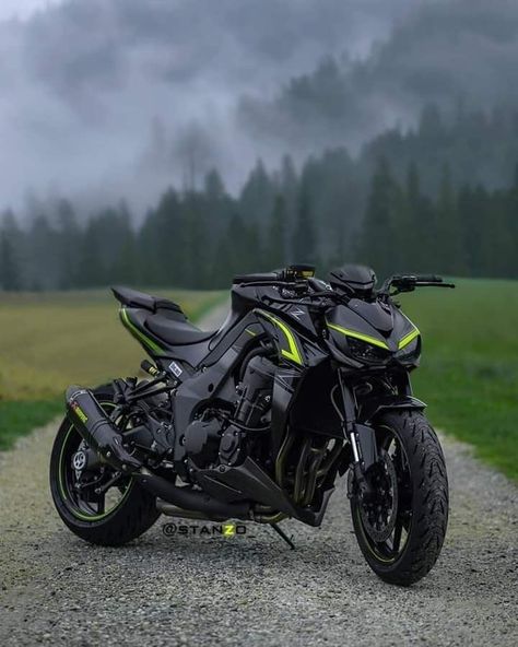 Ninja Bikes, Kawasaki Z900, Kawasaki Motorcycles, Super Bikes, Jet Ski, Kawasaki Ninja, Design Features, Motorcycles, Wattpad