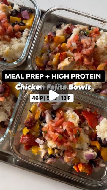 Fat Loss + Hormone Health Coach For Women Over 30 on Instagram: "SAVE🌟 this high protein chicken fajita bowl for your next 20 minute prep!! Quick meal prep for the win! Each bowl is packed with 46g of protein!⁣
⁣
⁣
Recipe/per bowl:⁣
-1 chicken breast, diced⁣
-1/2 cup diced bell peppers⁣
-1/4 cup red onions⁣
-1/4 cup black beans⁣
-1/4 cup fire-roasted diced tomatoes⁣
-1 tbsp fajita seasoning ⁣
-1/2 cup  jasmine rice⁣
-1/4 cup shredded cheese ⁣
⁣
⁣
⁣
⁣
Preheat oven to 400 degrees. Spray each glass bowl with cooking spray. Add all of the ingredients. Mix well. Bake for 35-40 minutes or until cooked.⁣
⁣
Macros: ⁣
46 P | 57 C | 13 F ⁣
⁣
#mealprep #easymeals #healthymeals #proteinpacked #simplelifestyle #healthyliving #quickrecipes #balancedmeals #fitnessfuel #mealprepmadeeasy #cleaneating #hea Meal Prep Fajita Bowl, Chicken Fajitas Quinoa Bowl, Chicken Fajita Rice Bowl Recipe, Chicken Fajita Lunch Bowls, High Protein Chicken Fajita Bowl, Chicken Fajita Bowl, Macro Meal Plan, Quick Meal Prep, Fajita Bowls