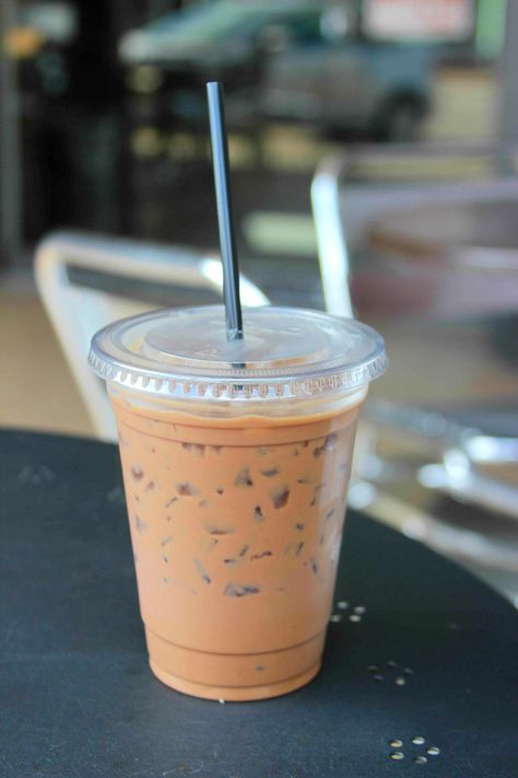 Teh Ais Aesthetic, Houston Coffee Shops, Cafe Chill, Mocha Iced Coffee, Coffee Zone, Ice Latte, Best Iced Coffee, Nitro Coffee, Unique Recipe