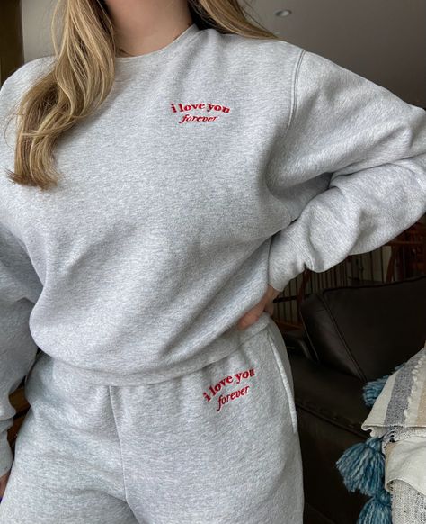 Embroidered Sweat Set, Sweatshirt Set Outfit, Bachelorette Sweatsuit, Matching Sweatsuit Outfits, Matching Sweatsuit Outfit, Sweat Suit Outfits, Sweat Set Outfits, Sweat Suits Outfits, Sweatsuit Outfits