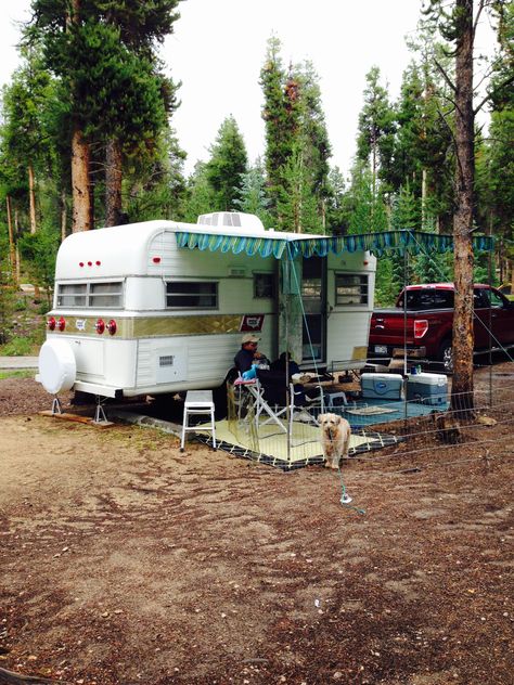 Cheyenne Mountain, Holiday Rambler, Busy Busy, Camper Living, Vintage Campers, Free Camping, Vintage Trailer, Vintage Trailers, Estes Park