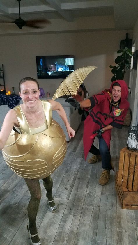 DIY couple Halloween costume Harry Potter Golden Snitch and Krum Diy Hedwig Costume Adult, Diy Dobby Costume Adult, Harry Potter Snitch Costume, Golden Snitch Halloween Costume, Harry Potter Costume Ideas Couples, Harry Potter And Snitch Costume, Couples Halloween Costume Harry Potter, Diy Golden Snitch Costume, Hagrid Costume For Women