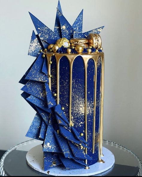 Royal Blue Cake, 50th Birthday Cakes For Men, Elegant Cake Design, Sparkle Cake, S Cake, Tall Cakes, 1st Birthday Cakes, 40th Birthday Cakes, Cake Blog