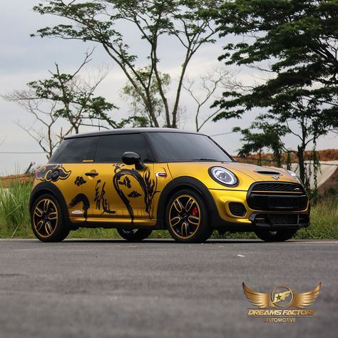 Mini Cooper Graphics, Mini Cooper Jcw, Mini Cooper Custom, Car Sticker Design, Graphic Design Photography, Illustration Graphic Design, Mini Cooper, Car Stickers, Design Photography