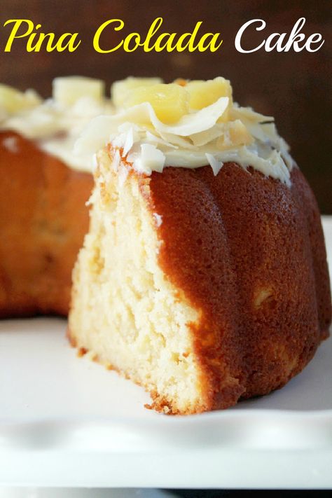 Cream Cheese Pina Colada Cake. Cream Cheese in the batter and Frosting! SO Moist! via Creole Contessa Pina Colada Cake, Cake Mug, Cake Cream, Bundt Cakes Recipes, Yummy Sweets, Food Cakes, How Sweet Eats, Eat Dessert, Pina Colada