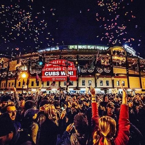 See this Instagram photo by @chicago • 6,325 likes Wrigley Field Chicago, Chicago Cubs World Series, Chicago Sports Teams, Chicago Cubs Fans, Cubs Win, Go Cubs Go, Game World, Chicago Cubs Baseball, Cubs Baseball