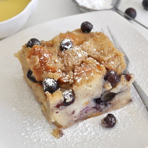 Cooking with Manuela: Homemade Blueberry Bread Pudding Homemade Blueberry Bread, Blueberry Bread Pudding, Best Bread Pudding Recipe, Chocolate Bread Pudding, Pastas Recipes, Bread Puddings, Blueberry Coffee, Blueberry Coffee Cake, Blueberry Bread