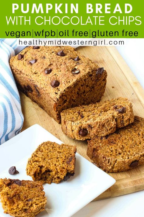 A healthy, oil-free Vegan Pumpkin Bread with chocolate chips. Moist, scrumptious & lightly sweet. Whole food plant-based recipe; gluten free option. #healthymidwesterngirl #veganpumpkinbread #wfpbbreakfast #wfpbnooilrecipes #veganoilfreepumpkinbread Pumpkin Bread With Chocolate Chips, Bread With Chocolate Chips, Bread With Chocolate, Vegan Pumpkin Bread, Healthy Oil, Chocolate Chip Bread, Pumpkin Chocolate Chip Bread, Recipe Gluten Free, Oil Free Vegan