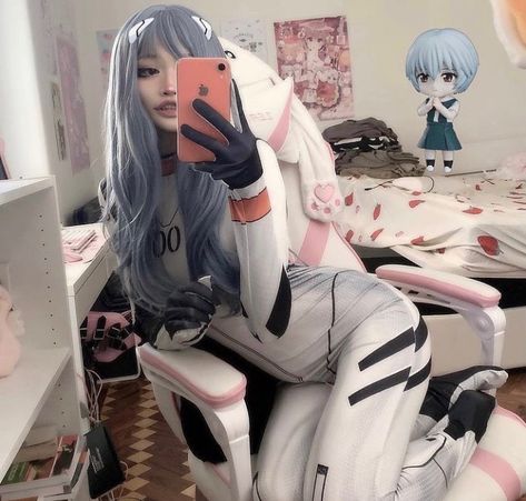 Rei Ayanami Aesthetic, Rei Ayanami Cosplay, Rei Cosplay, Manga Inspiration, Evangelion Cosplay, Rei Ayanami, Aesthetic Moodboard, Japan Culture, Japan Tokyo