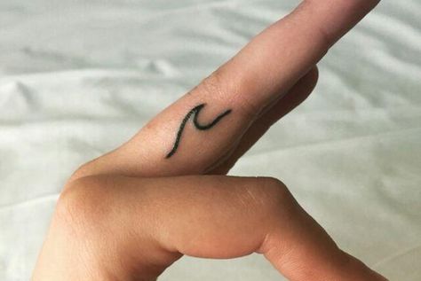 Surf Tattoo, Finger Tattoo For Women, Foot Tattoos For Women, Ocean Tattoos, Cute Little Tattoos, Small Tattoos For Guys, Best Friend Tattoos, Dainty Tattoos, Foot Tattoo